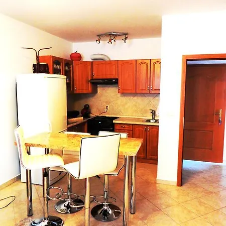 Anna Apartment