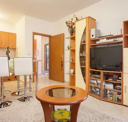 Apartment Anna Fažana